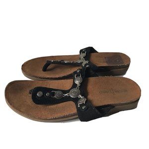 Minnetonka coin embellished black thong suede cork sandals women size 7